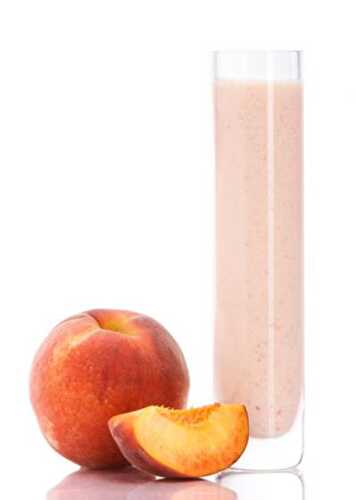 Perfect Peach Smoothie | How to Make a Creamy Smoothie with Peach