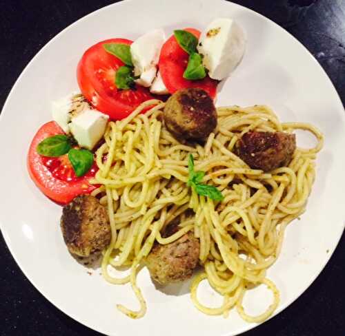 Pesto Spaghetti with Easy Baked Meatballs | Easy Pesto Spaghetti Recipe