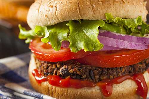 Quinoa Burger Recipe | Tasty Quinoa, Black Beans, Vegetables and Spice