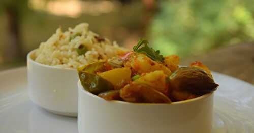 Aloo Baingan / Potato Brinjal curry 