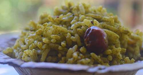 Karuveppilai sadam / Curry leaves rice - Aadi perukku recipes