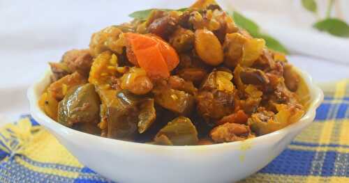 Kathirikai  Mochai Curry / கத்தரிக்காய் மொச்சை மசாலா