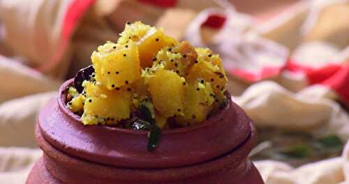 Maraalli Kizhangu Stir fry / Poriyal / Curry / மரவள்ளி கிழங்கு பொரியல் 