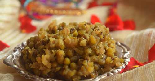 Paasi Payaru Sweet Sundal / Sweet Sundal / பாசிபயறு வெல்ல சுண்டல்   - Navarathri Recipes