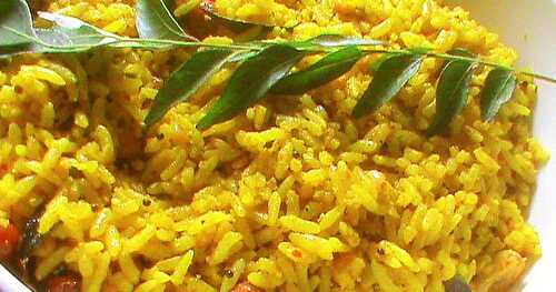 Quick Puliyodharai /Tamarind rice / Puli satham without Pulikachal 