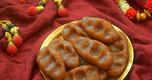Vella pidi kozhukattai / வெல்ல பிடி கொழுக்கட்டை / Sweet pidi kozhukattai