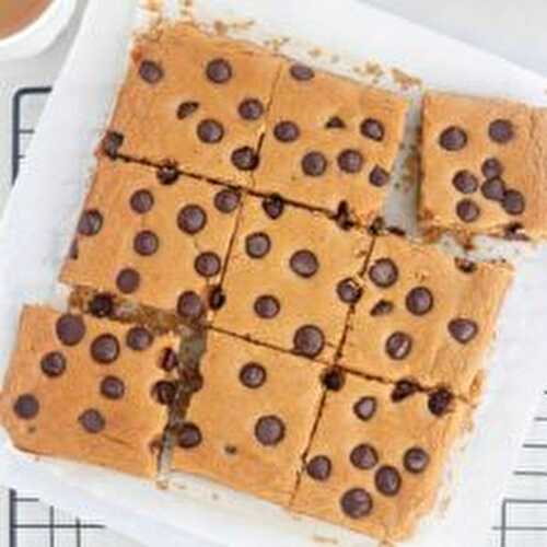 Flourless Protein Blondies with Chocolate Chips