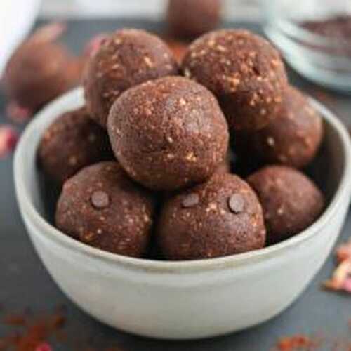 Chocolate Bliss Balls (Vegan, Paleo, Gluten-Free)