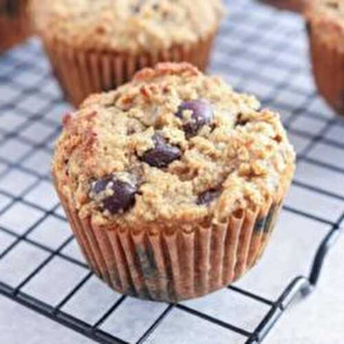 One Bowl Banana Blueberry Oatmeal Muffins {with almond flour}