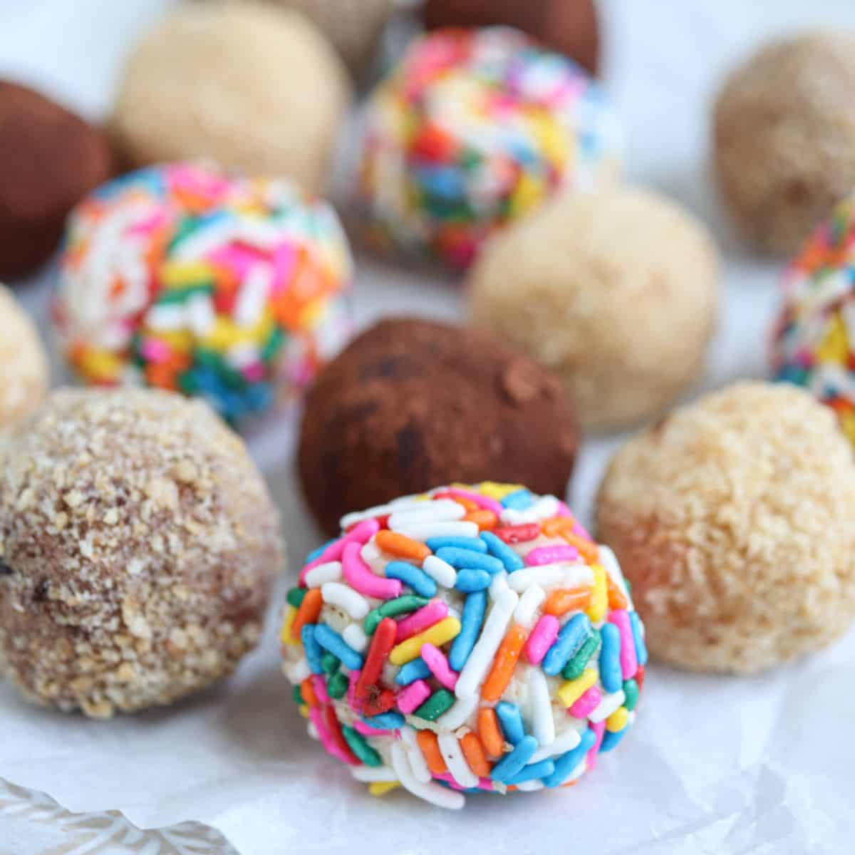 No Bake Cheesecake Balls (2 Flavors)