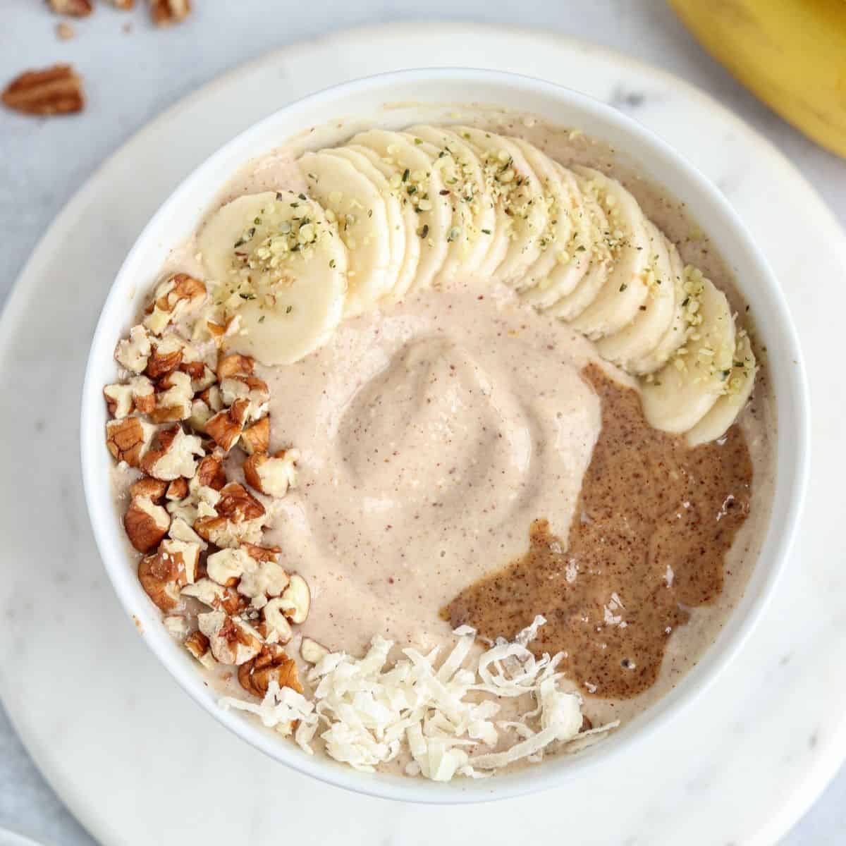 Oatmeal Smoothie Bowl