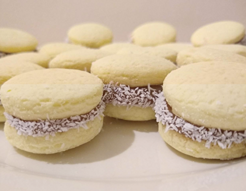 Alfajores De Maicena (Argentinian Cornstarch Cookies Recipe) - Food & Recipes