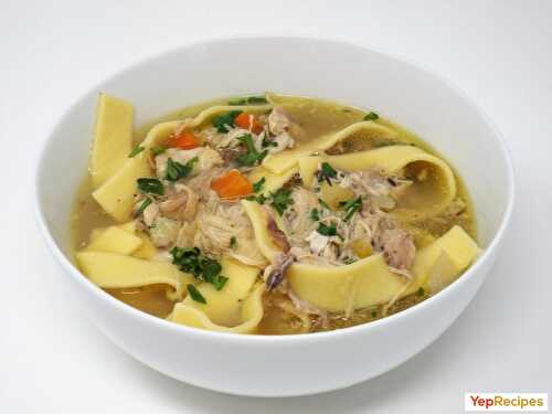 Easy Slow Cooker Chicken Noodle Soup