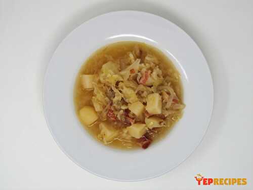 Quick Cabbage Soup with Bacon and Potatoes