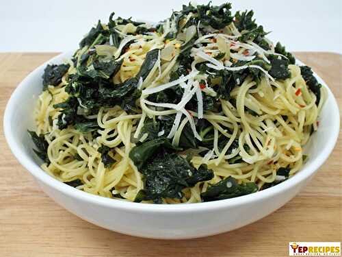 Garlicky Kale and Parmesan Pasta