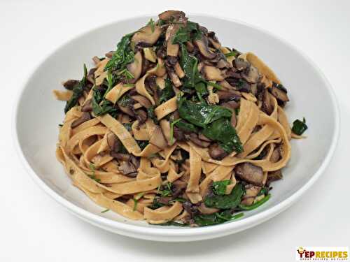 Homemade Whole Wheat Pasta with Spinach and Mushrooms