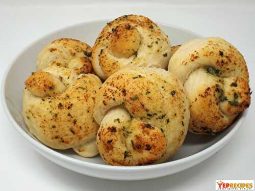 Homemade Garlic Knots