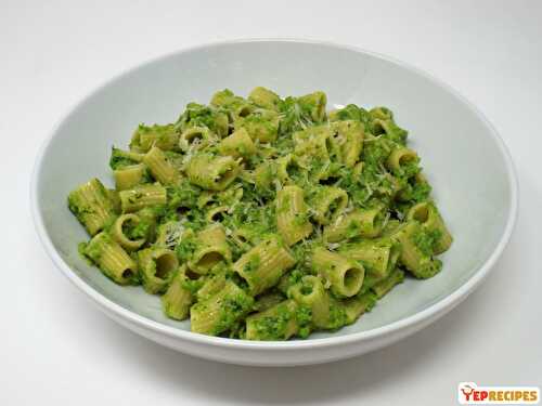 Pea and Parsley Pesto Pasta