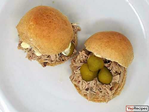 Crock-Pot Pulled Chicken Sliders