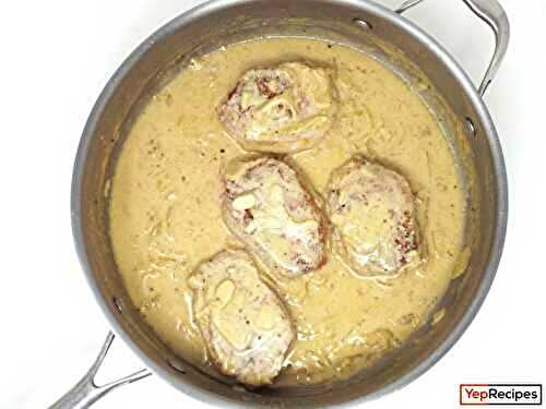 Creamy Garlic and Onion Pork Chops