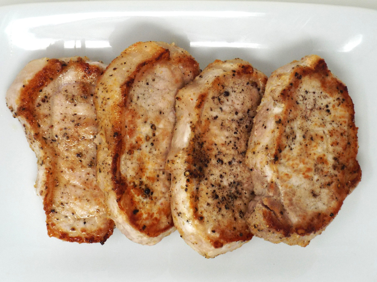 Oven Baked Boneless Garlic and Pepper Pork Chops