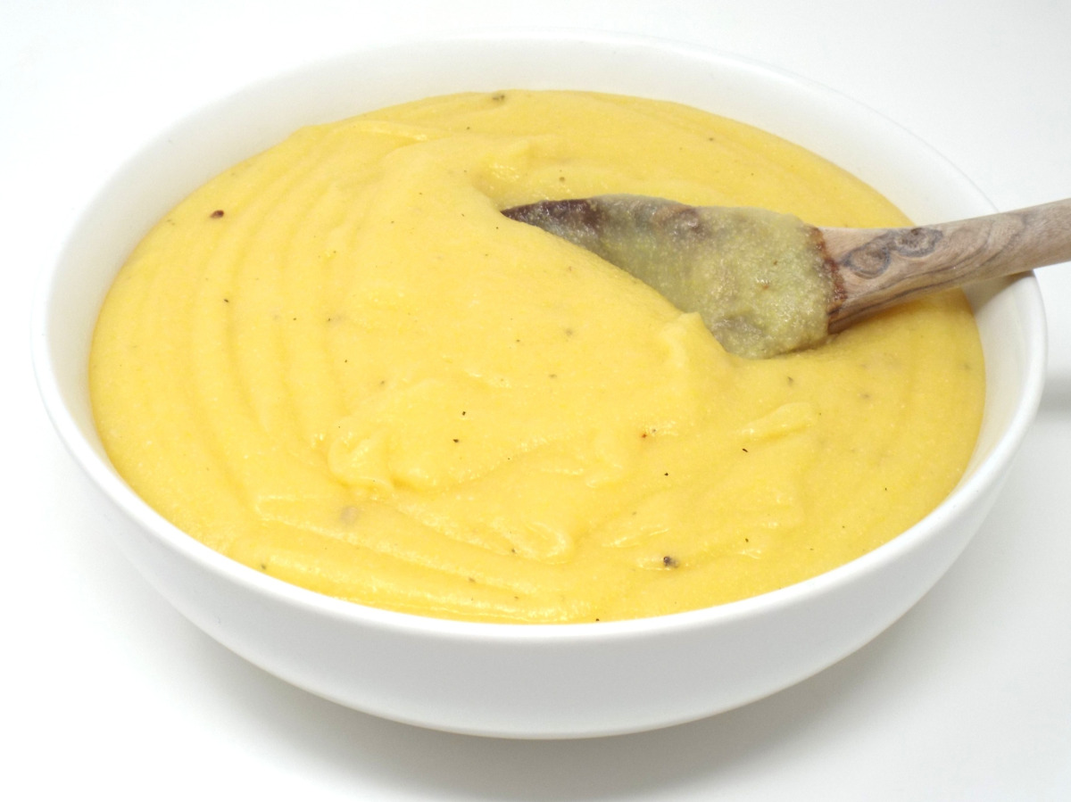 Simple Salt and Pepper Polenta