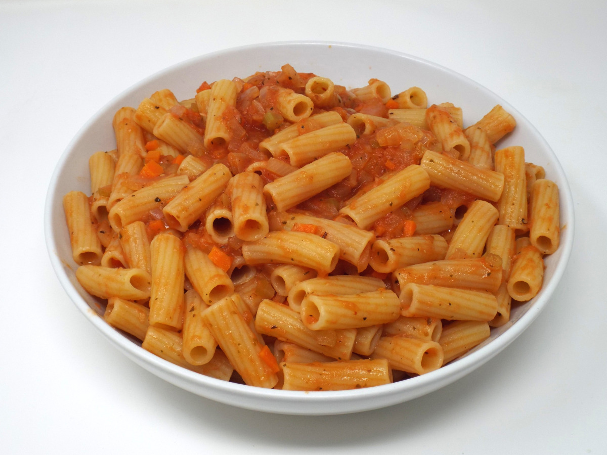 Rigatoni al Sugo Finto (Vegetable Ragu)