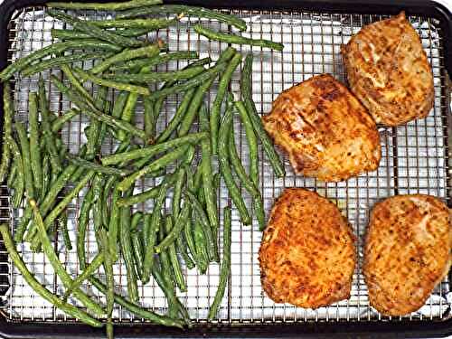 Sheet Pan Boneless Pork Chops and Green Beans