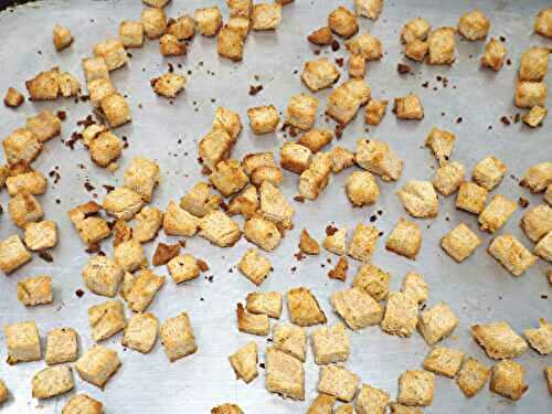 Whole Wheat Garlic and Onion Croutons