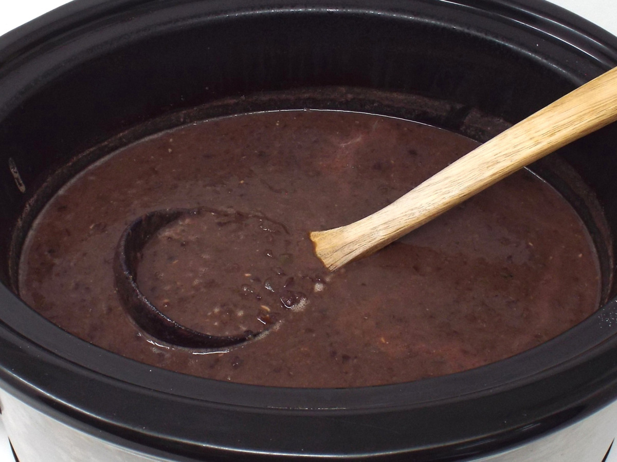 Slow Cooker Cuban Black Bean Soup (Sopa de Frijol Negro)