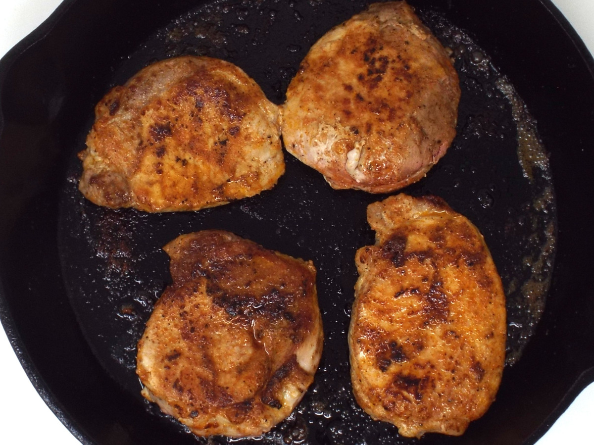 Cast-Iron Boneless Pork Chops