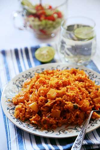 Estamboli Polo Recipe (Persian Tomato Rice With Potatoes)