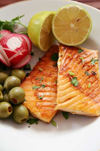 Pan Fried Salmon Recipe with Lemon Juice and Vegetable