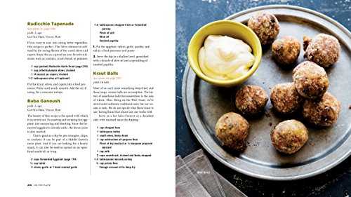 Fermented Vegetables: Creative Recipes for Fermenting 64 Vegetables & Herbs in Krauts, Kimchis, Brined Pickles, Chutneys, Relishes & Pastes