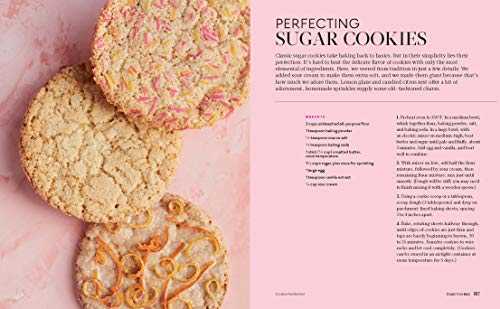 Martha Stewart's Cookie Perfection: 100+ Recipes to Take Your Sweet Treats to the Next Level: A Baking Book