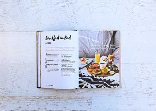 Platters and Boards: Beautiful, Casual Spreads for Every Occasion (Appetizer Cookbooks, Dinner Party Planning Books, Food Presentation Books)