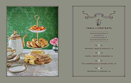 The Official Downton Abbey Afternoon Tea Cookbook: Teatime Drinks, Scones, Savories & Sweets