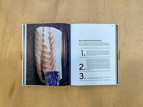 The Whole Fish Cookbook: New Ways to Cook, Eat and Think